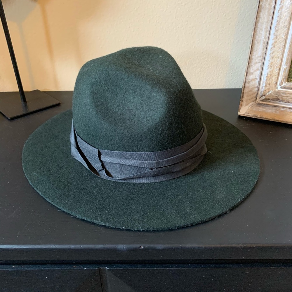 Floppy winter hat